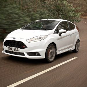 New_Ford_Fiesta_ST_01.jpg