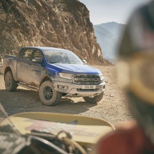 2018_FORD_RANGER_RAPTOR_WILDTRAK_Shot2_34FrontStatic_ATV_01.jpg